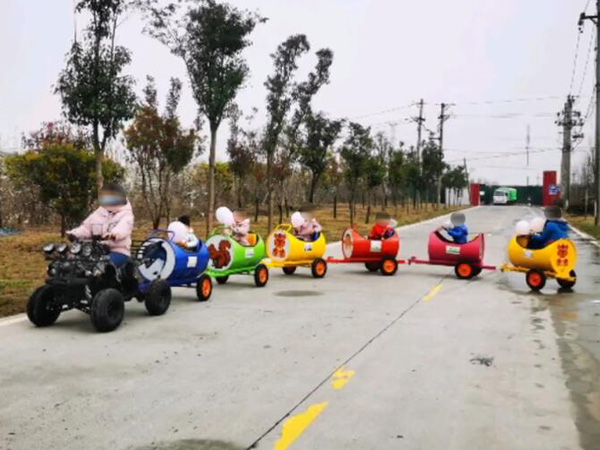 油桶小火車